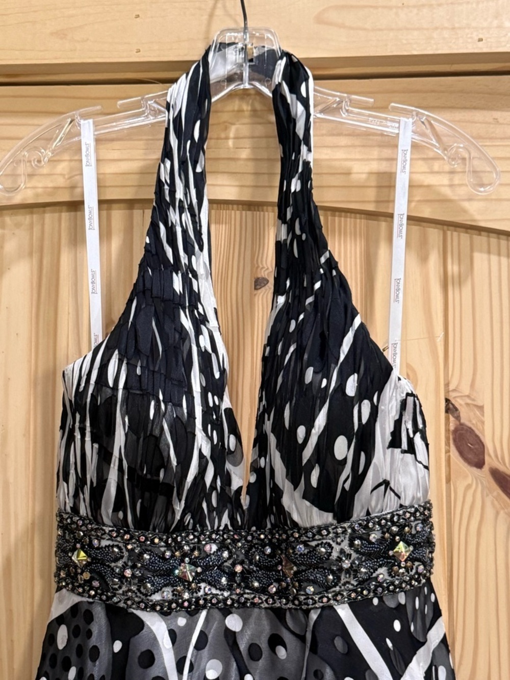 Tony Bowls Black White Abstract Beaded Halter Cocktail Dress TS21018 Size 12 - Picture 3 of 11